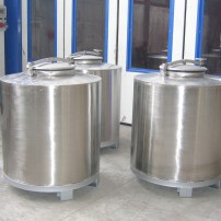 CONTENITORI IN ACCIAIO INOX